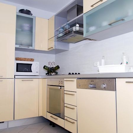 Apartment Mlinarevic Макарска Экстерьер фото